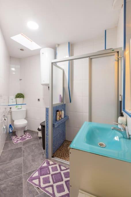 Subway Station Apartment Near Camp Nou ロスピタレート・デ・リョブレガート エクステリア 写真